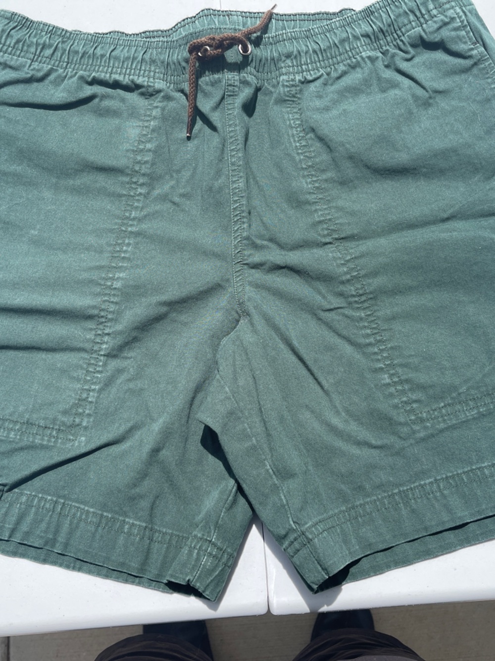 Filson Men's Forest Green Elastic Waist Utility Shorts. New Without Tags.